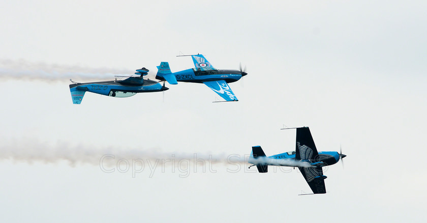 The Blades 02602 
 The Blades in action 
 Keywords: The Blades, Farnborough airshow, July 2010