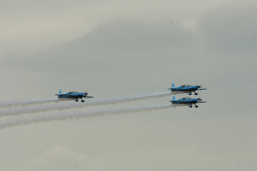 The Blades 02549 
 The Blades in action 
 Keywords: The Blades, Farnborough airshow, July 2010