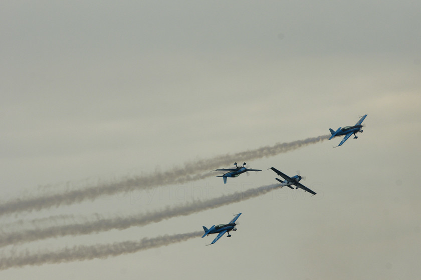 The Blades 02594 
 The Blades in action 
 Keywords: The Blades, Farnborough airshow, July 2010