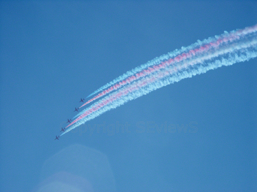 Gwd06040018 
 DCF 1.0 
 Keywords: Red Arrows, Goodwood Festival of Speed