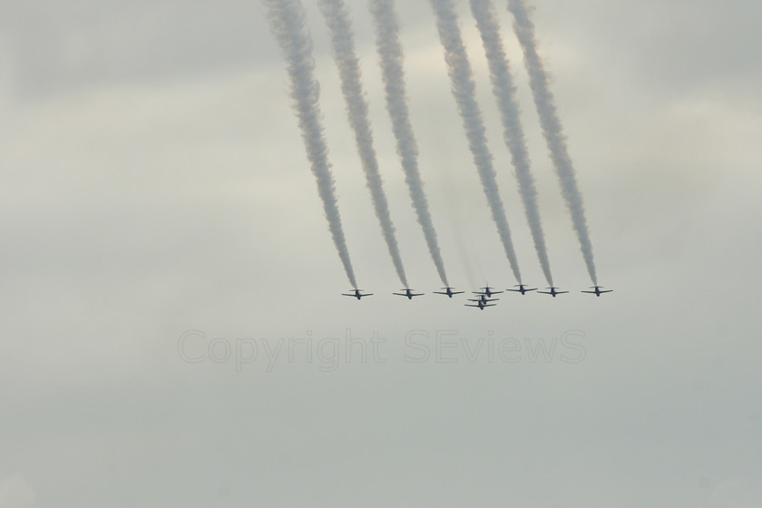 Red Arrows 02734 
 Red Arrows in action 
 Keywords: Red Arrows, Farnborough airshow, July 2010