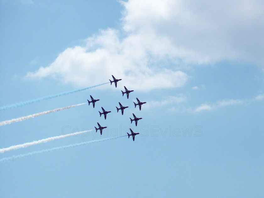 Gwd06040006 
 DCF 1.0 
 Keywords: Red Arrows, Goodwood Festival of Speed