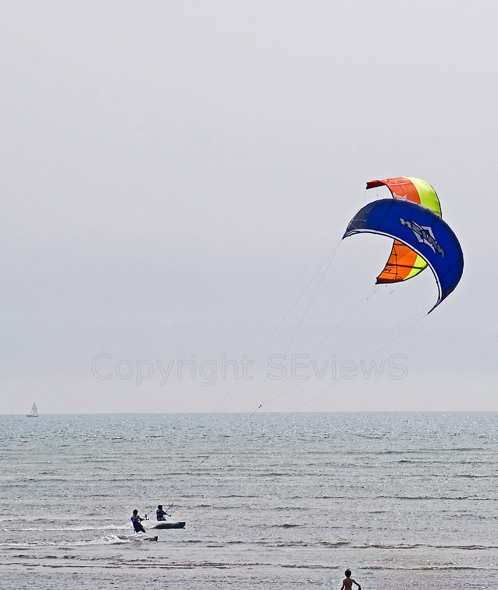 Windsurfing Littelhampton0015 
 KONICA MINOLTA DIGITAL CAMERA 
 Keywords: Sea, Sky, parasailing, Seaside, speed, waves, Littlehamton, West Sussex, UK, EU