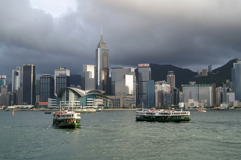 boat00076 
 KONICA MINOLTA DIGITAL CAMERA 
 Keywords: Hong Kong, passenger ferry, ferry, boat, high rise buildings