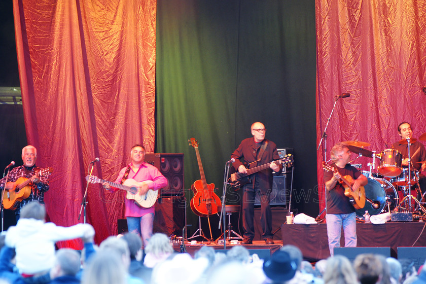 Gipsy Kings04474 
 Gipsy Kings in open air concert, 12th July 2008 at Audley End House, Saffron Walden in Essex, UK 
 Keywords: Gipsy Kings, concert, 12th July 2008, open air, Audley End House, Saffron Walden, Essex, UK