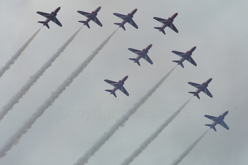 Red Arrows 02723 
 Red Arrows in action 
 Keywords: Red Arrows, Farnborough airshow, July 2010