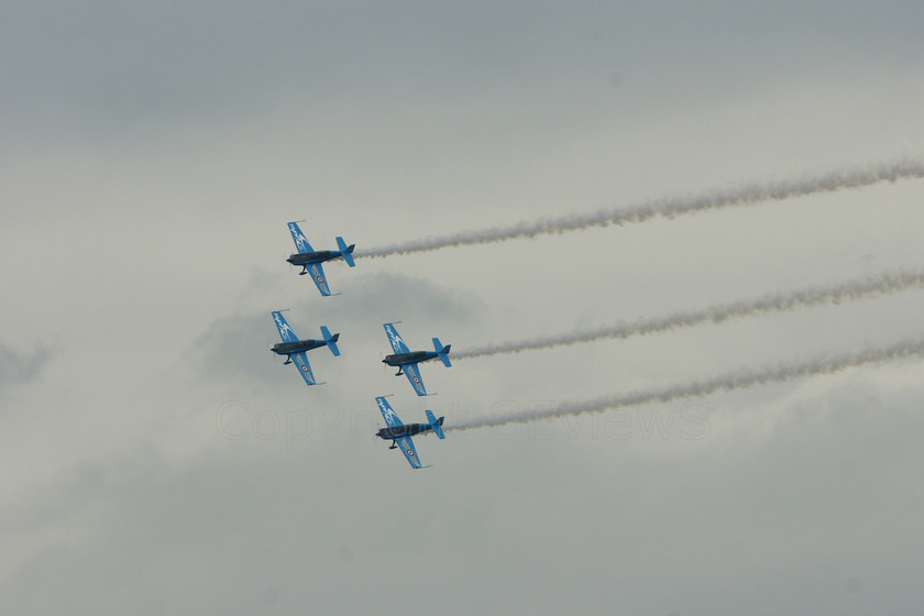 The Blades 02568 
 The Blades in action 
 Keywords: The Blades, Farnborough airshow, July 2010