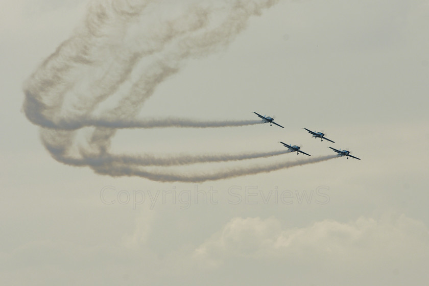 The Blades 02589 
 The Blades in action 
 Keywords: The Blades, Farnborough airshow, July 2010