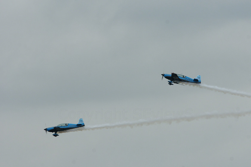 The Blades 02532 
 The Blades in action 
 Keywords: The Blades, Farnborough airshow, July 2010